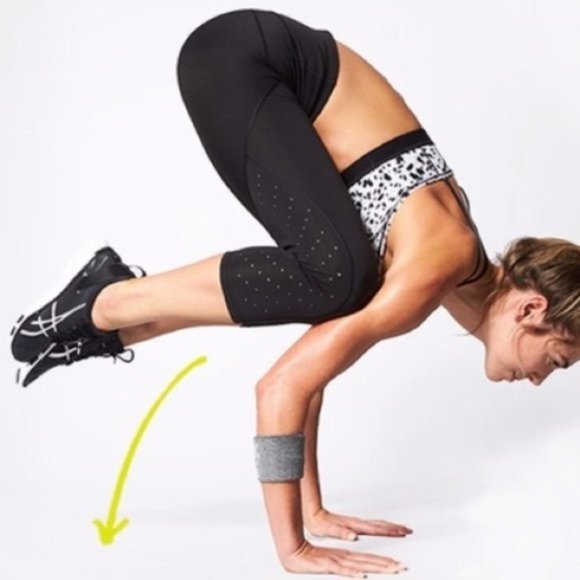 Athleta | Black Stealth Tru Cool Cropped Leggings Capri - Picture 2 of 15